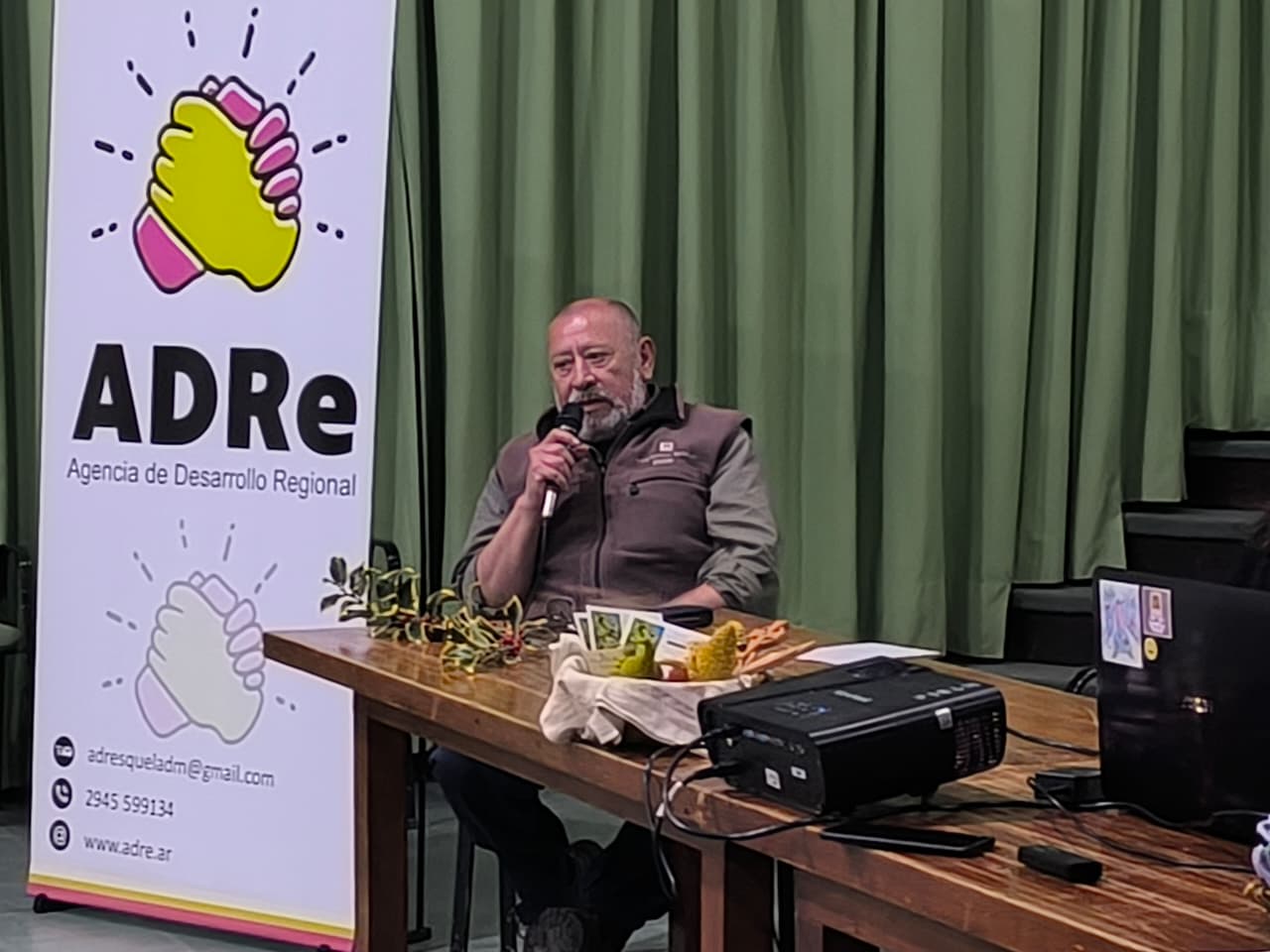 Producción Y Turismo se encuentran en Trevelin.