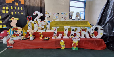 Segunda Feria del Libro en la Escuela Número 705.