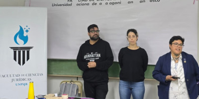 Charla sobre género y diversidad en la Expo UNPSJB.
