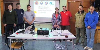 Charlas interinstitucionales sobre prevención de incendios.