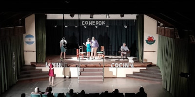Culminó exitoso ciclo de teatro en el Salón Central de Trevelin.