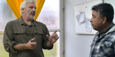 Deportes Trevelin trabaja con referentes del fútbol barrial en busca de estrategias comunes para el desarrollo del deporte.