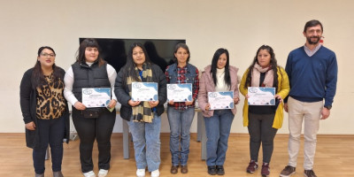 Entrega de certificados y aportes económicos del Programa de Empleo Independiente.