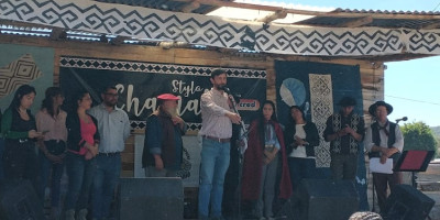 Fiesta de la Comunidad Mapuche en Lago Rosario