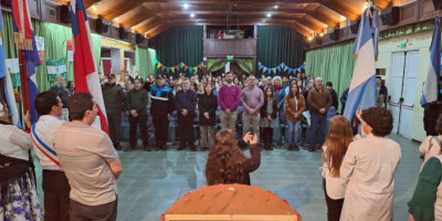 Intendente Héctor Ingram encabezó acto por aniversario de la independencia de Bolivia. Intendente Héctor Ingram encabezó acto por aniversario de la independencia de Bolivia.
