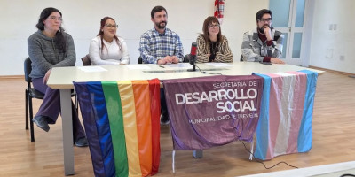 La Municipalidad de Trevelin y la Federación Argentina LGBT firmaron un Convenio Marco de Cooperación. La Municipalidad de Trevelin y la Federación Argentina LGBT firmaron un Convenio Marco de Cooperación.