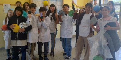 Más material deportivo para la escuela N.º 96 de Aldea Escolar.