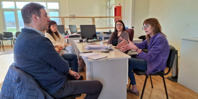 Reunión Estratégica para Abordar la situación Social en Trevelin con la Ministra Papaiani. Reunión Estratégica para Abordar la situación Social en Trevelin con la Ministra Papaiani.