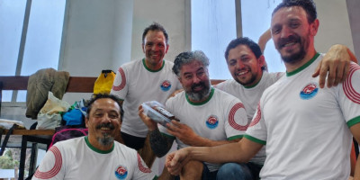 Trevelin sumó podios y marcas personales en el Provincial Máster de Natación FENACH.