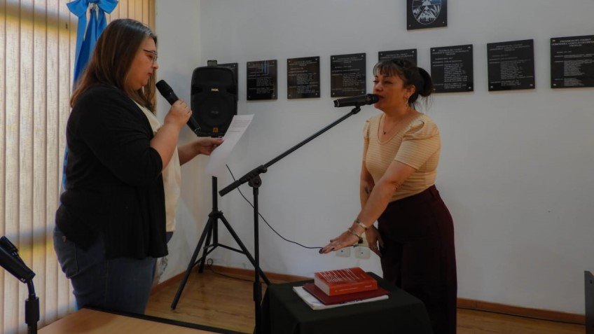 Marisol Salazar prestó juramento en el HCD de Trevelin.