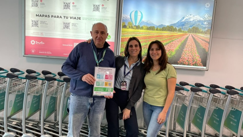 Trevelin acercó información turística en formato QR a comercios locales, puntos de referencia para el turista, localidades vecinas de Chile y el aeropuerto de Esquel.