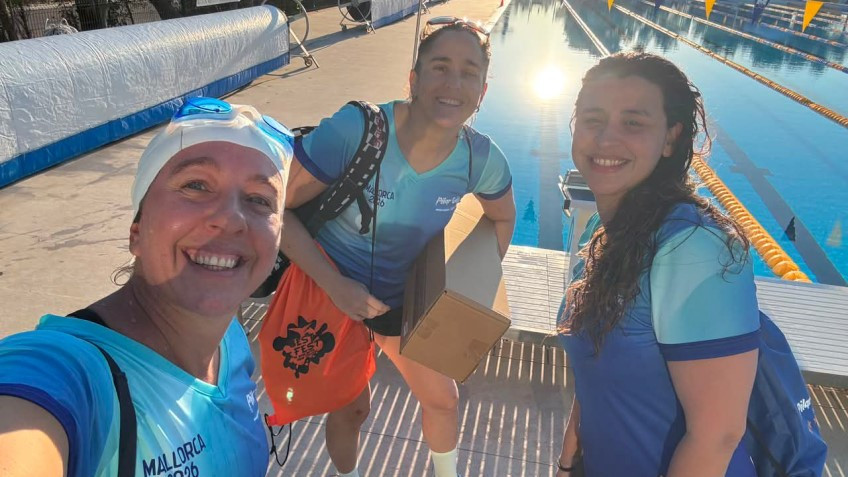 Ana Paula Asenjo cumplió un sueño en Mallorca y llevó el nombre de Trevelin a las aguas abiertas internacionales.