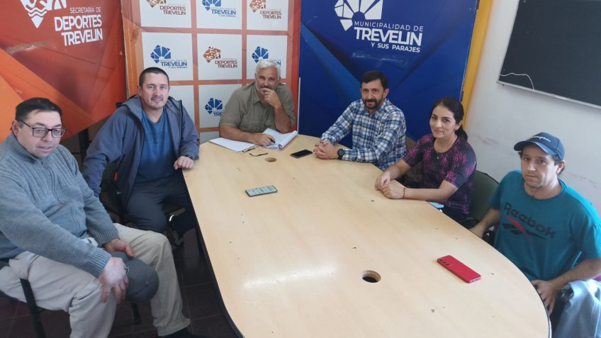 Reunión con 'Los Amigos Del Ciclismo' y confirmación de la 'Unión De Los Parajes'.