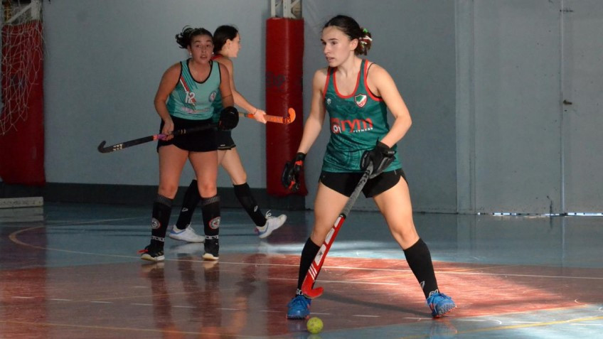 Trevelin celebra una nueva convocatoria al hockey regional.