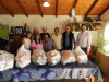 Entrega de productos Granix a vecinos en situación de vulnerabilidad.