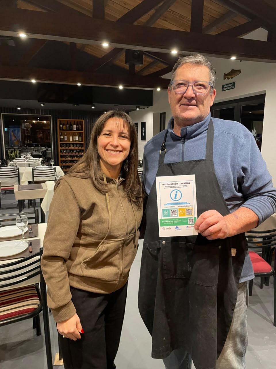 Trevelin acercó información turística en formato QR a comercios locales, puntos de referencia para el turista, localidades vecinas de Chile y el aeropuerto de Esquel.