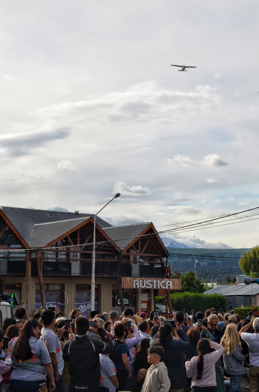 Trevelin celebró con éxito la quinta Fiesta de los Tulipanes.