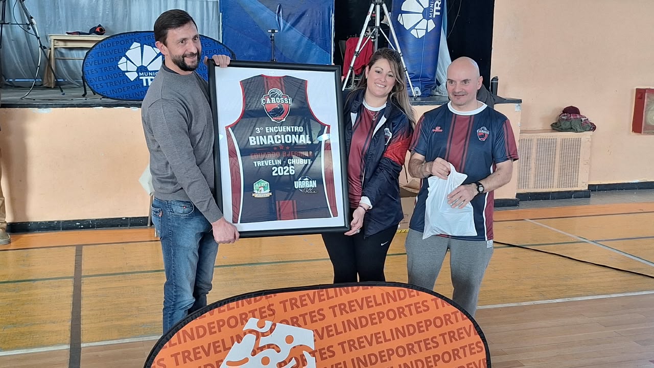 Trevelin dio apertura al 3er Encuentro Binacional Eduardo Bjerring.