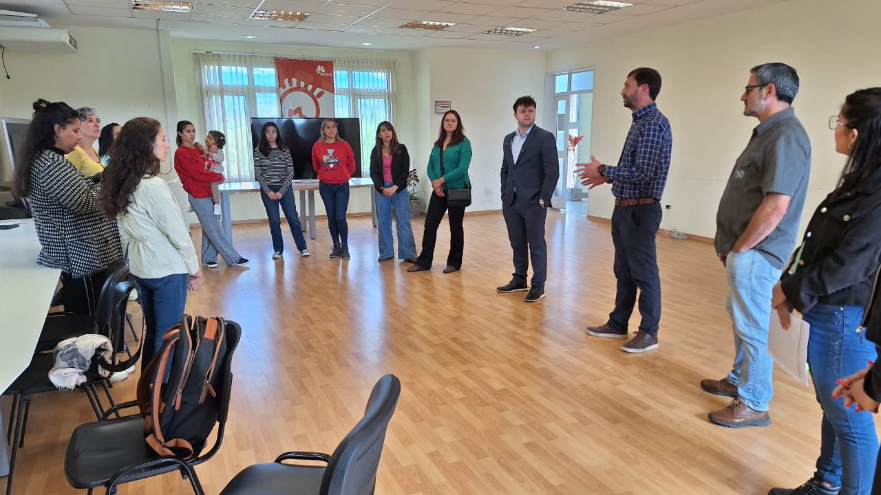 Trevelin fortalece la formación en inglés orientada al turismo.