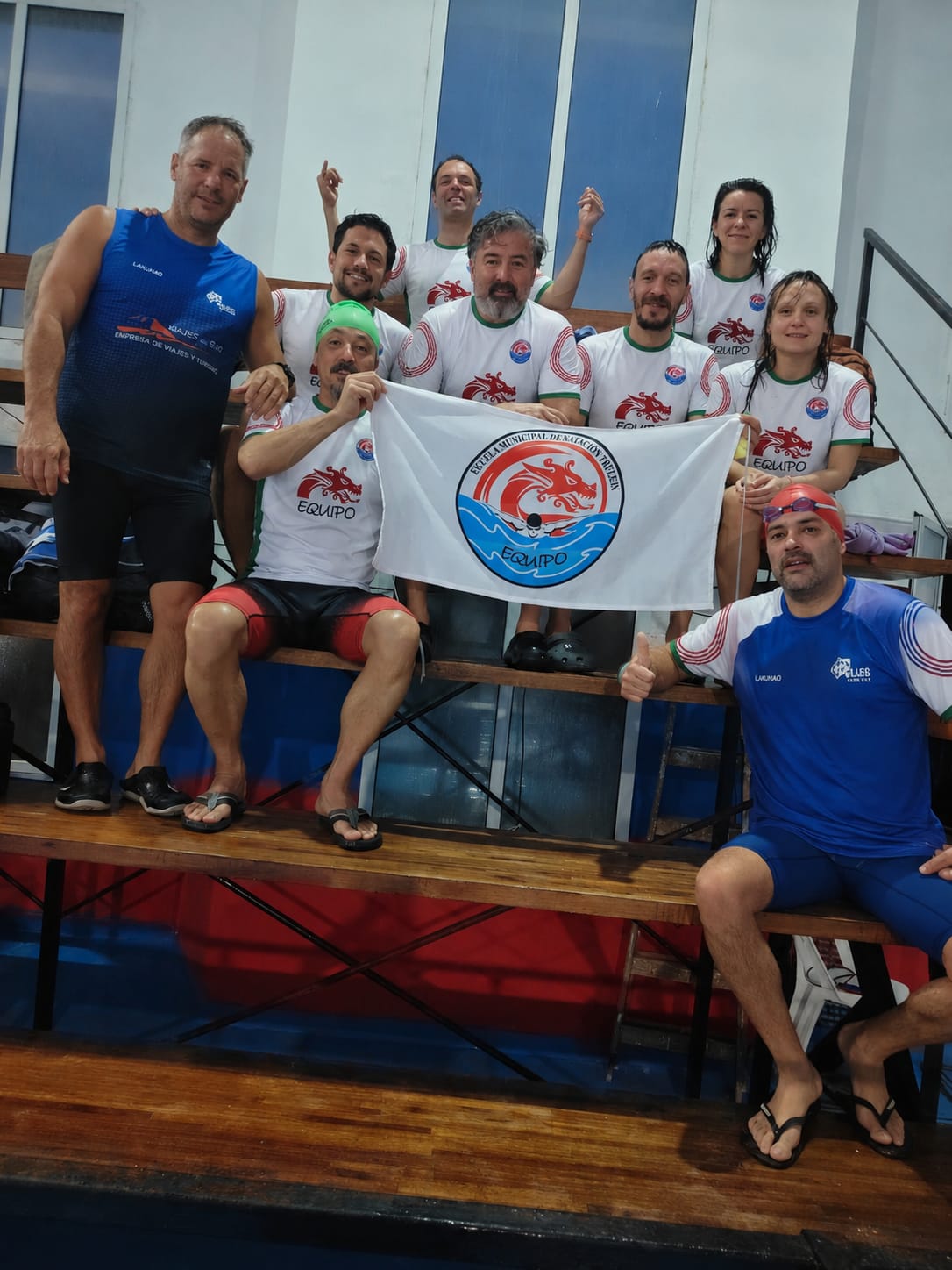 Trevelin sumó podios y marcas personales en el Provincial Máster de Natación FENACH.